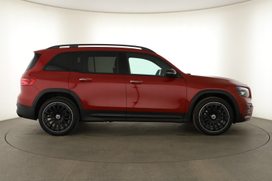 Mercedes-Benz GLB - 2026