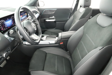 Mercedes-Benz GLB - 2026