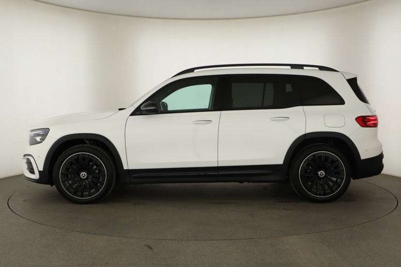 Mercedes-Benz GLB, 2026