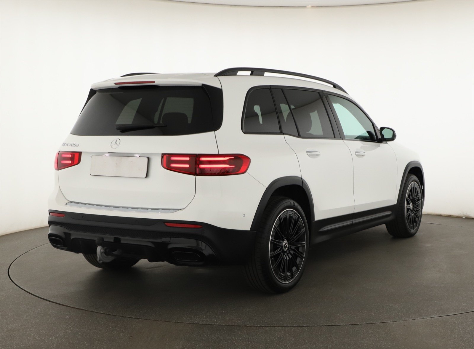 Mercedes-Benz GLB - 2026
