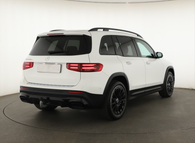 Mercedes-Benz GLB - 2026