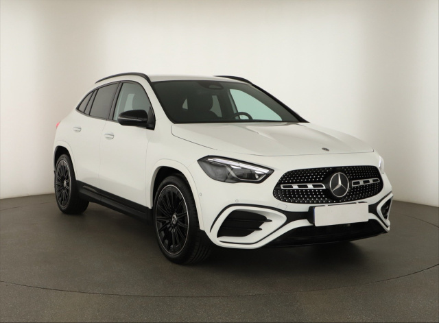 Mercedes-Benz GLA 2025