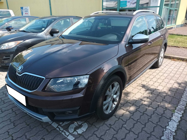 Škoda Octavia Scout 2016
