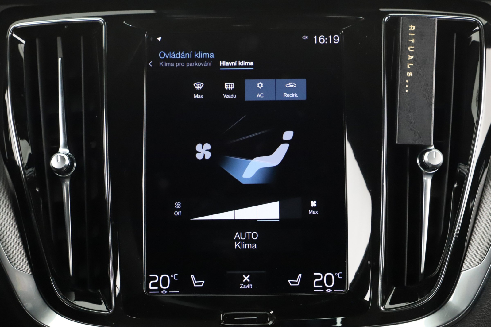 Volvo S60 - 2022