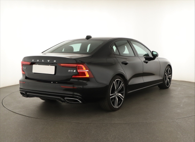 Volvo S60 - 2022