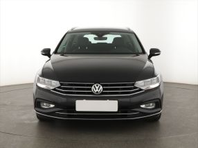 Volkswagen Passat - 2020