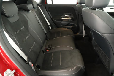 Mercedes-Benz GLA - 2025