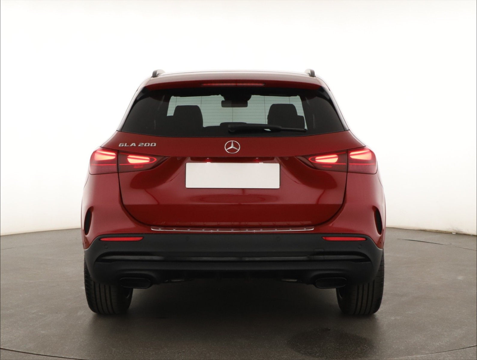 Mercedes-Benz GLA - 2025
