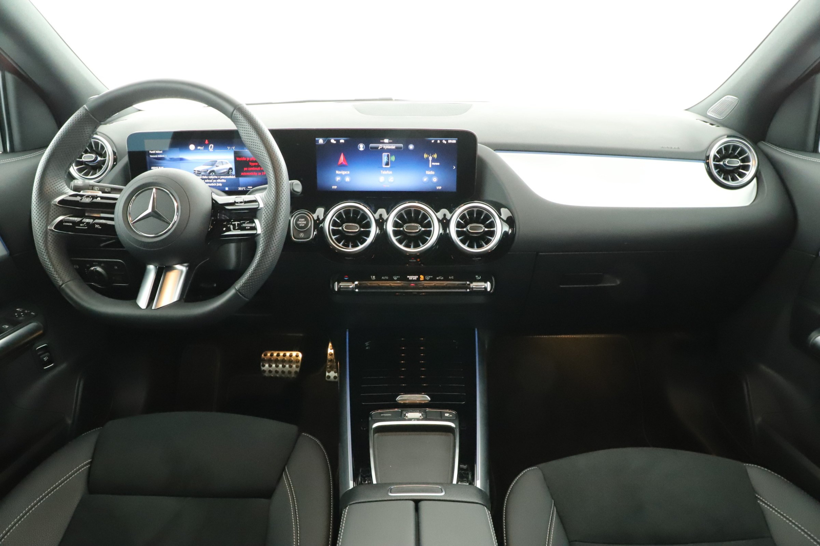 Mercedes-Benz GLA - 2025