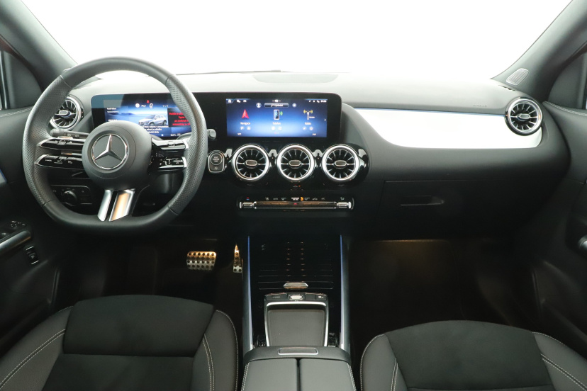 Mercedes-Benz GLA, 2025