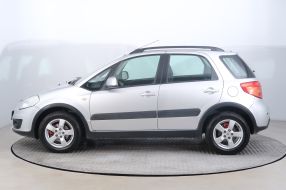Suzuki SX4 - 2013