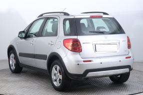 Suzuki SX4 - 2013