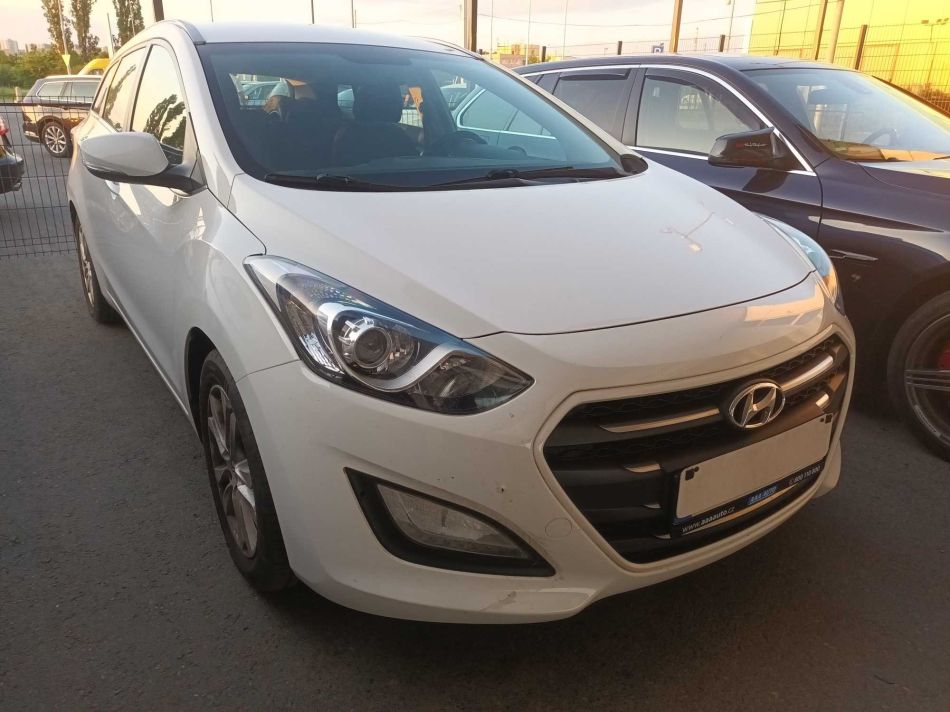 Hyundai i30 - 2015