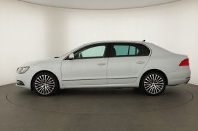 Skoda Superb - 2015