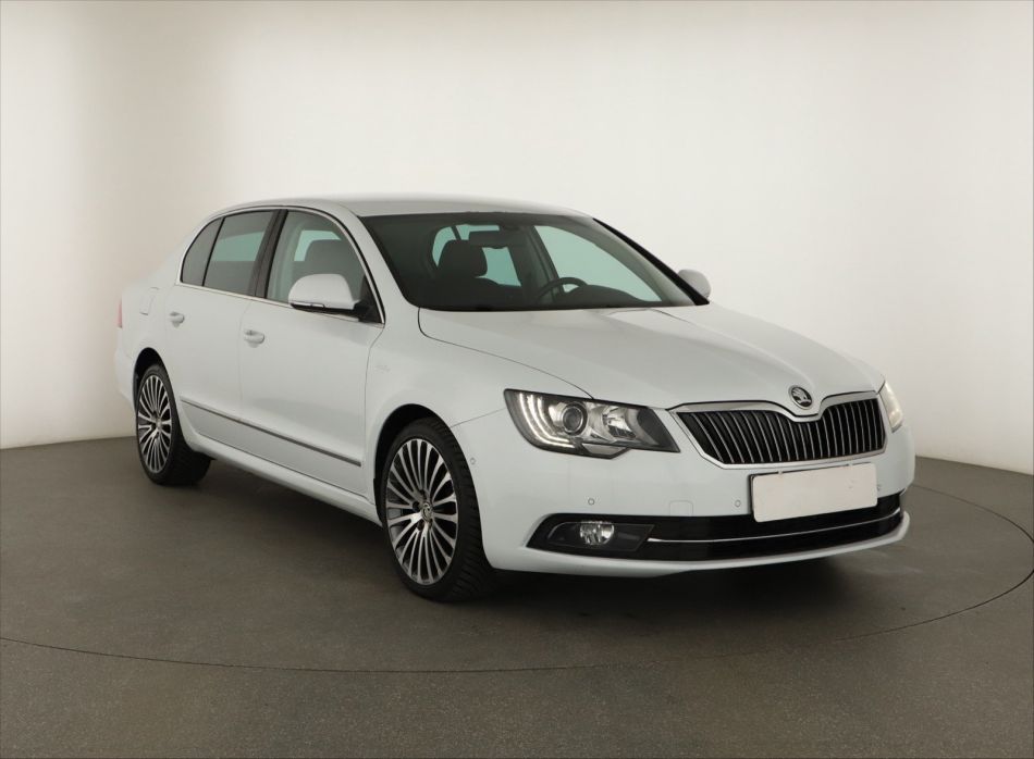 Skoda Superb - 2015