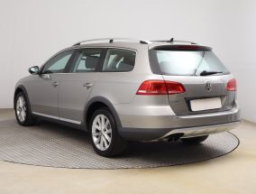 Volkswagen Passat - 2012