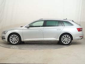 Skoda Superb - 2023