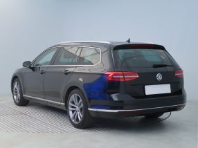 Volkswagen Passat - 2016