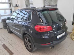 Volkswagen Tiguan - 2012