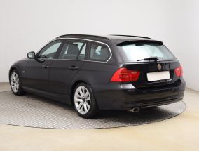 BMW 3 - 2012