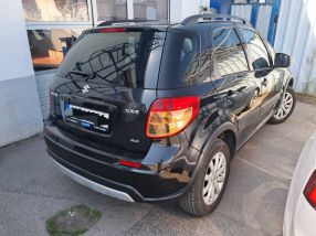 Suzuki SX4 - 2012