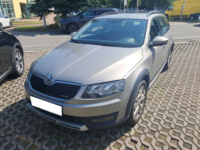 Škoda Octavia Scout 2016