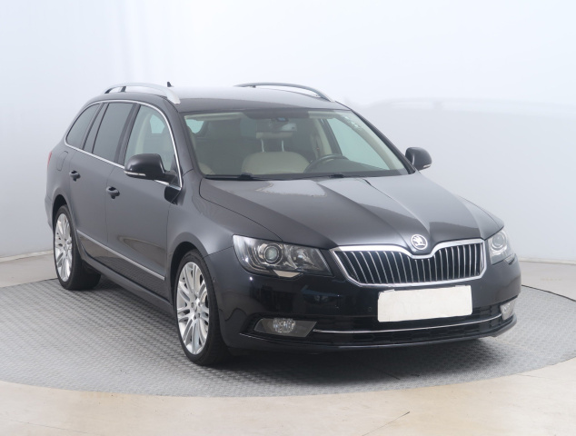 Škoda Superb 2014