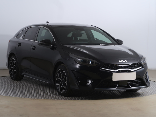 Kia ProCeed 2022