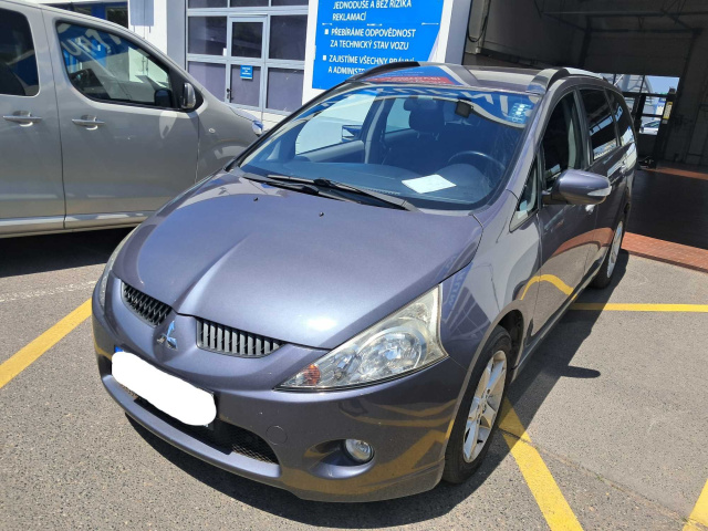 Mitsubishi Grandis 2010
