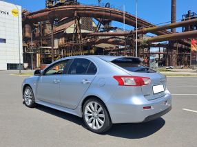 Mitsubishi Lancer - 2009