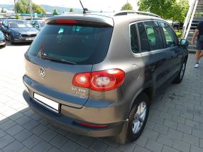 Volkswagen Tiguan - 2011