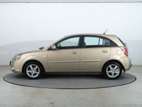 Kia Rio - 2010