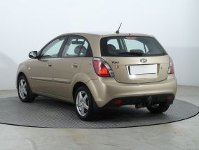 Kia Rio - 2010