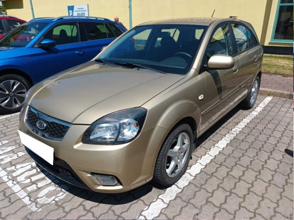 Kia Rio - 2010