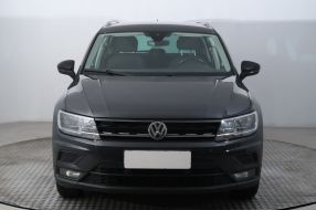 Volkswagen Tiguan - 2019