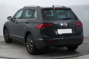 Volkswagen Tiguan - 2019