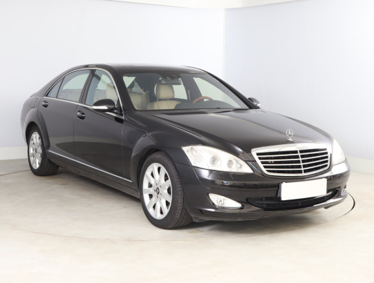 Mercedes-Benz S