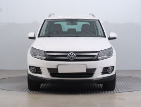 Volkswagen Tiguan - 2012