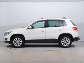 Volkswagen Tiguan - 2012