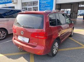 Volkswagen Touran - 2011