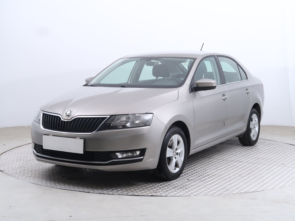 Škoda Rapid