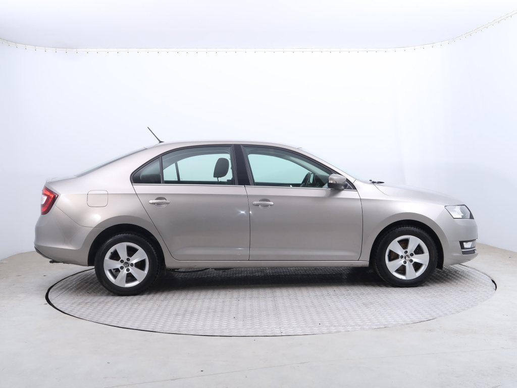 Škoda Rapid