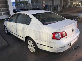 Volkswagen Passat - 2010