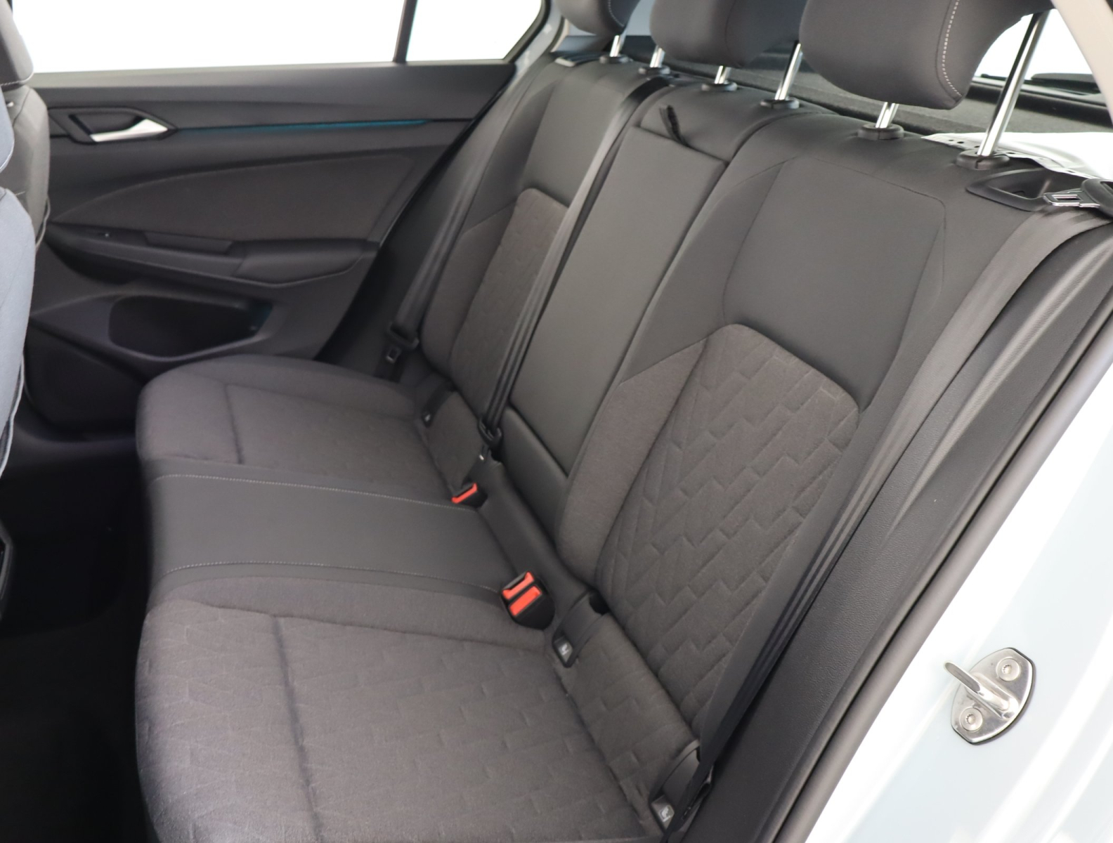 Volkswagen Golf - 2025