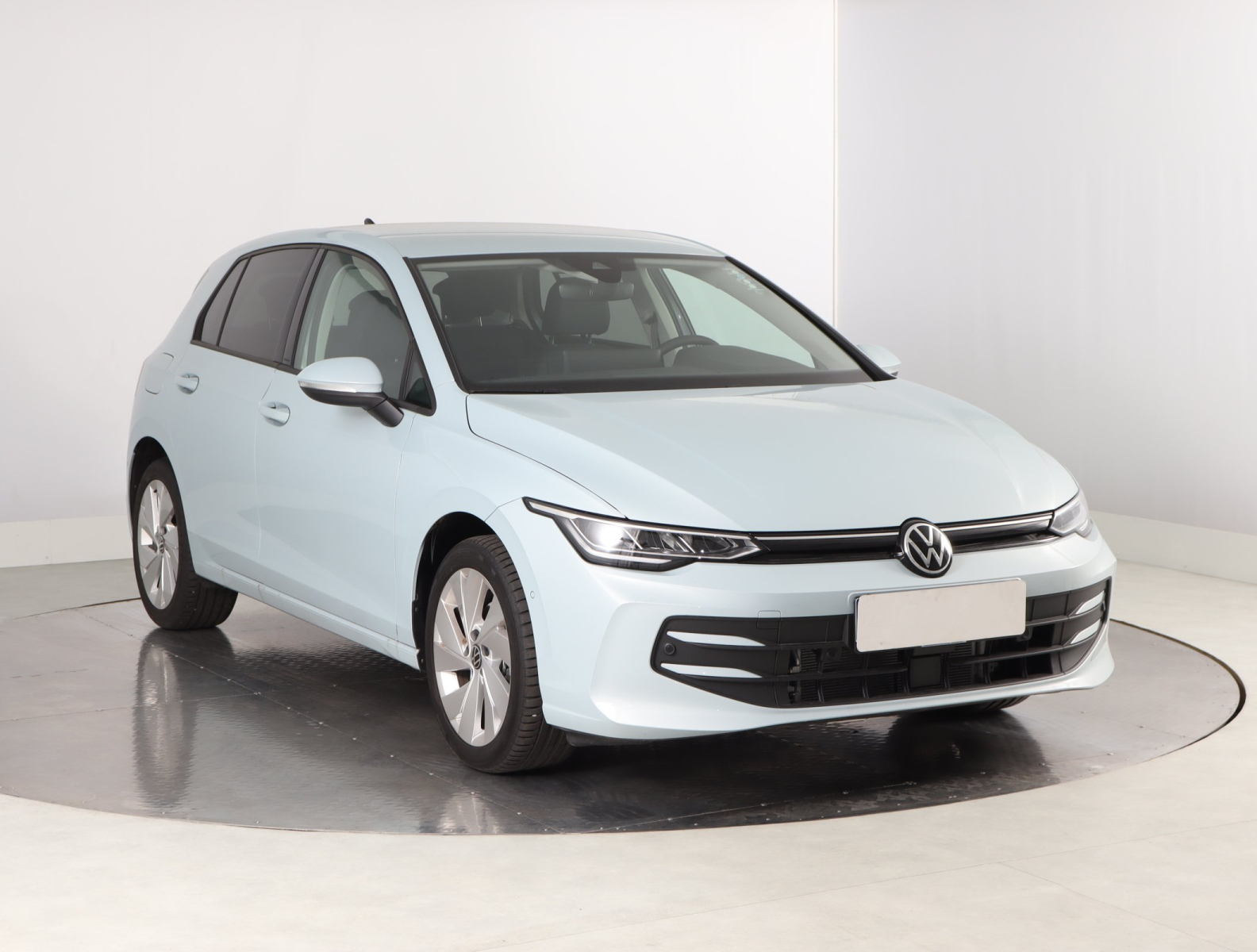 Volkswagen Golf - 2025