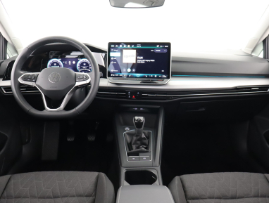 Volkswagen Golf - 2025