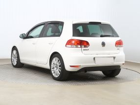 Volkswagen Golf - 2013