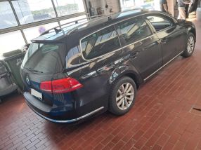 Volkswagen Passat - 2012