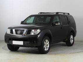 Nissan Pathfinder - 2008