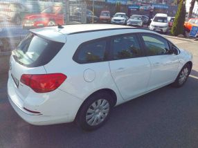 Opel Astra - 2015